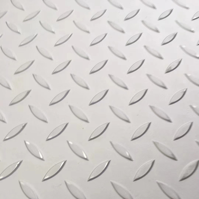 SUS304ステンレス鋼の版は8 HR ASTM A240M 304にチェック模様 ニッケルを被せる